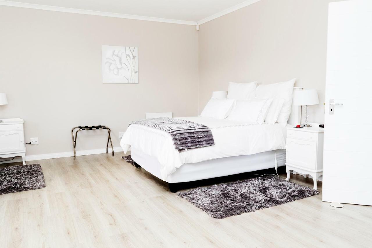 Settle Inn Self Catering Accommodation Colchester Exteriér fotografie